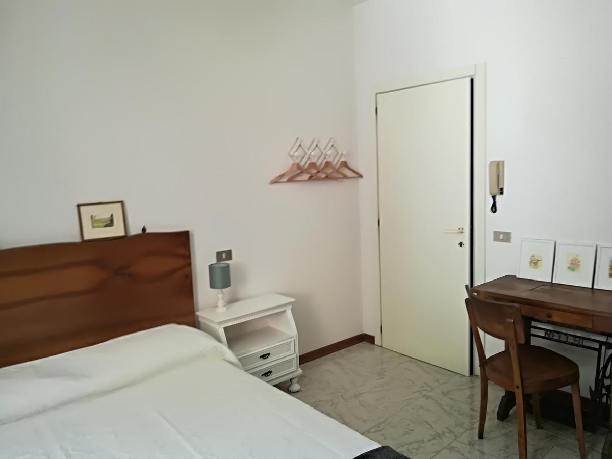 Civico 10 Hotel Gubbio Luaran gambar
